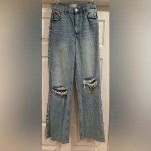Zara Distressed Light Wash Jeans Size 2